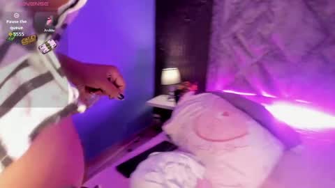 Snapshot of tammybrown1 chatting on 04-18-26, 04:16 T A M M Y online show from 04-18-26, 04:16
