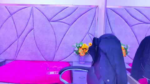 Snapshot of tammysmilee chatting on 11-14-25, 04:22 Tammy online show from 11-14-25, 04:22