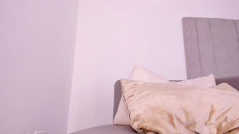 Tamy Leen online show from 12-30-24, 01:36