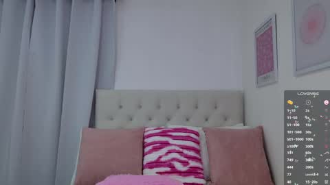 Snapshot of tamy_sweet01 chatting on 04-24-26, 02:03 tamy sweet01 online show from 04-24-26, 02:03