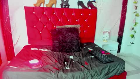 tamytrickss1 online show from 03-18-26, 01:36