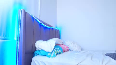 Snapshot of tana_lux chatting on 10-24-25, 01:29 Aytana online show from 10-24-25, 01:29