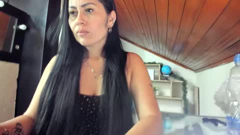 Snapshot of tania_mature chatting on 12-11-24, 11:10 tania online show from 12-11-24, 11:10