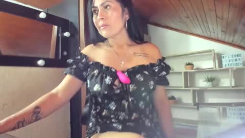 Snapshot of tania_mature chatting on 02-01-25, 07:44 tania online show from 02-01-25, 07:44