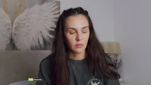 Tania Amore online show from 07-18-26, 06:12