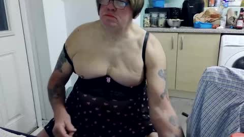 Snapshot of tansysomersetuk chatting on 03-19-26, 05:11 tansysomersetuk online show from 03-19-26, 05:11