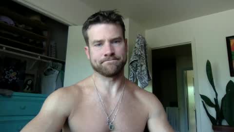 Dr. Love online show from 09-12-25, 04:51