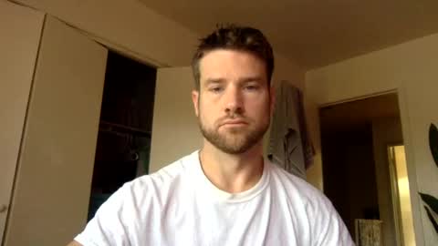 Dr. Love online show from 09-14-25, 01:21