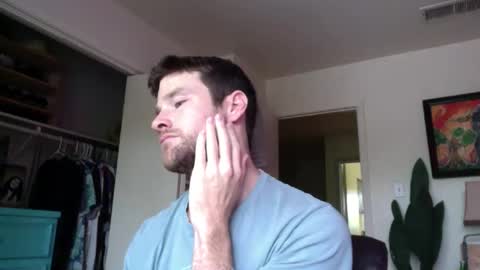 Snapshot of tantrichealing chatting on 05-01-26, 04:33 Dr. Love online show from 05-01-26, 04:33