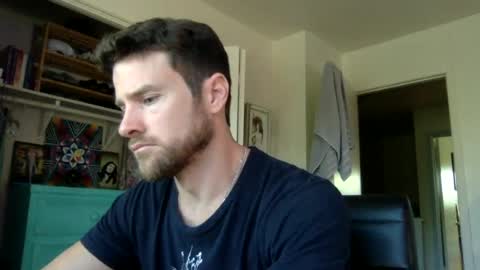 Dr. Love online show from 06-17-26, 12:24