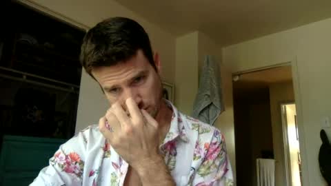 Dr. Love online show from 06-23-26, 02:04