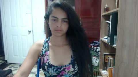 Angeline  Follow  online show from 06-05-26, 04:19