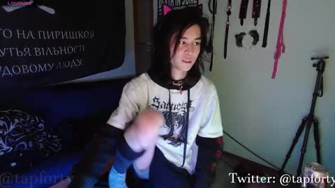 tap_forty online show from 11-25-25, 01:27