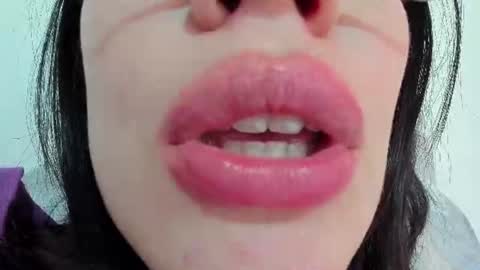 Snapshot of tara_joi chatting on 07-09-26, 11:47 Tara online show from 07-09-26, 11:47