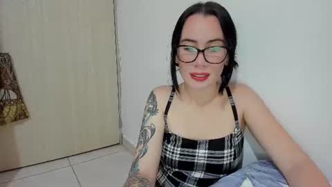 Snapshot of tara_joi chatting on 07-26-26, 12:08 Tara online show from 07-26-26, 12:08