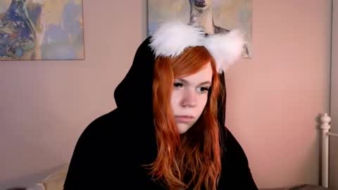 Snapshot of tara_renn chatting on 02-11-25, 12:49 tara_renn online show from 02-11-25, 12:49