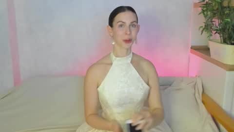 Snapshot of taraeastern chatting on 11-14-25, 08:40 Teresa online show from 11-14-25, 08:40
