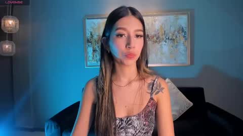 Tara Lawrence online show from 10-07-25, 02:42