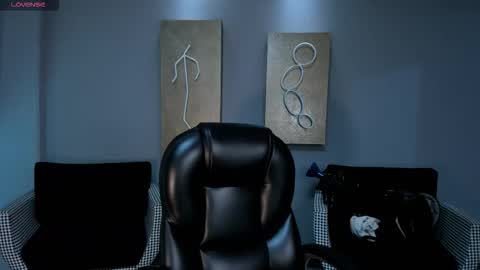 Tara Lawrence online show from 11-01-25, 03:08