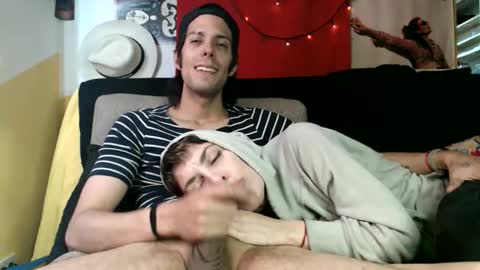 T  J   online show from 05-15-26, 05:58
