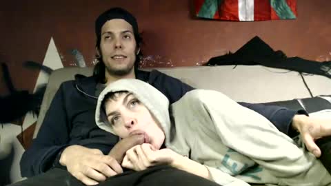 T  J   online show from 07-03-26, 05:25