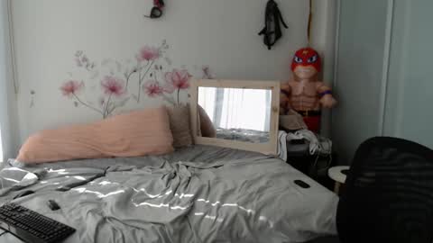 Snapshot of tarralicious chatting on 03-10-25, 05:07 Tarra Rose online show from 03-10-25, 05:07
