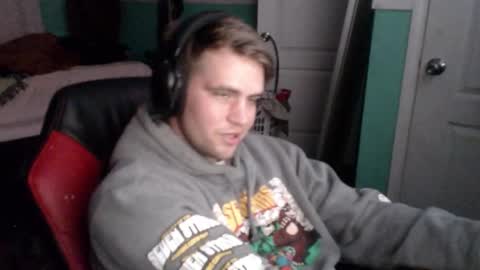 Snapshot of tarus333 chatting on 10-27-25, 01:42 tarus333 online show from 10-27-25, 01:42