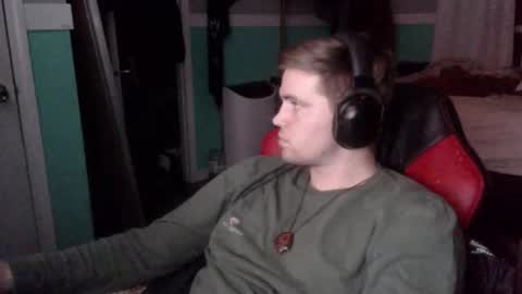 Snapshot of tarus333 chatting on 11-11-25, 03:06 tarus333 online show from 11-11-25, 03:06