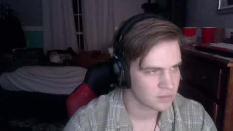 Snapshot of tarus333 chatting on 11-13-25, 08:02 tarus333 online show from 11-13-25, 08:02