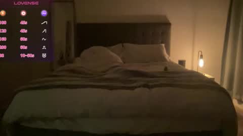 Snapshot of tarzan_thejungleboy chatting on 12-04-25, 07:55 Tarzan online show from 12-04-25, 07:55