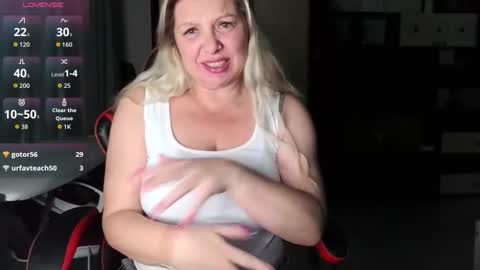 Tasha  Moon online show from 10-14-25, 04:19