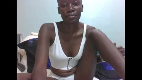 Snapshot of tasha_maya chatting on 12-05-24, 07:05 milan online show from 12-05-24, 07:05