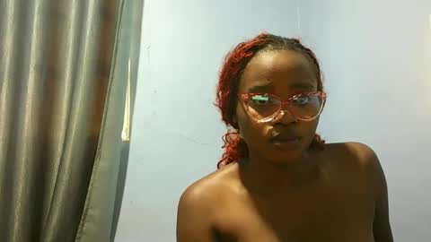 Snapshot of tashacutey chatting on 01-05-25, 03:13 Tasha online show from 01-05-25, 03:13