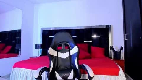 tashasant online show from 09-28-25, 09:47