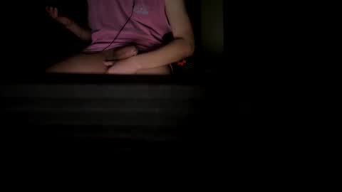 Snapshot of tashawnyy chatting on 12-14-24, 10:02 tashawnyy online show from 12-14-24, 10:02