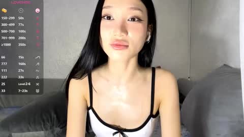 Viola online show from 10-14-25, 06:47