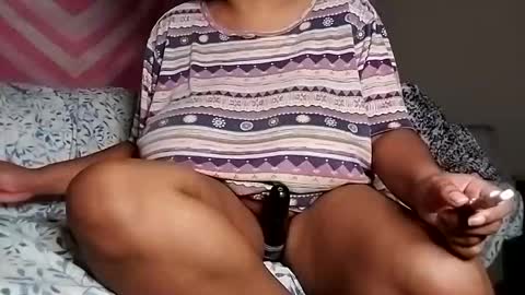 Snapshot of tasteekitty chatting on 10-01-25, 01:28 Tastee Kitty online show from 10-01-25, 01:28