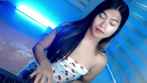 Snapshot of tasteofinnocent69 chatting on 01-20-25, 07:36 online show from 01-20-25, 07:36