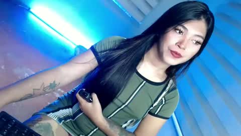 Snapshot of tasteofinnocent69 chatting on 01-24-25, 08:44 online show from 01-24-25, 08:44