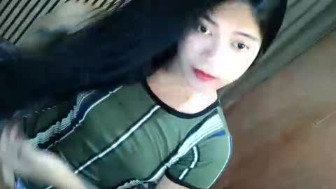 Snapshot of tasteofinnocent69 chatting on 01-06-26, 06:39 online show from 01-06-26, 06:39