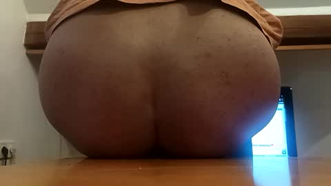 Snapshot of tasteonsex chatting on 10-09-25, 03:10 ass to fuck online show from 10-09-25, 03:10