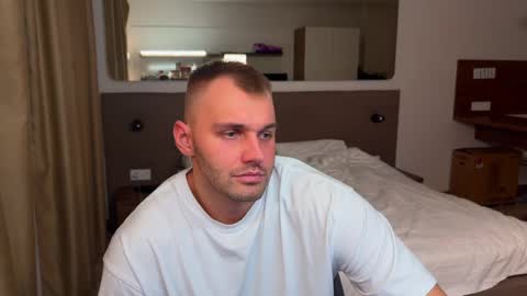 My shows 2100500 UTC3 online show from 11-17-25, 06:35