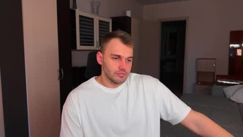 My shows 2100500 UTC3 online show from 02-05-26, 08:46