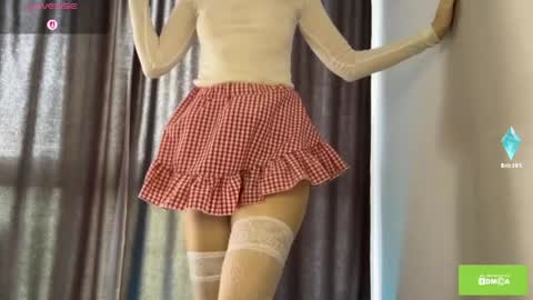 Snapshot of tastyvinni chatting on 05-11-26, 12:11 Veni online show from 05-11-26, 12:11