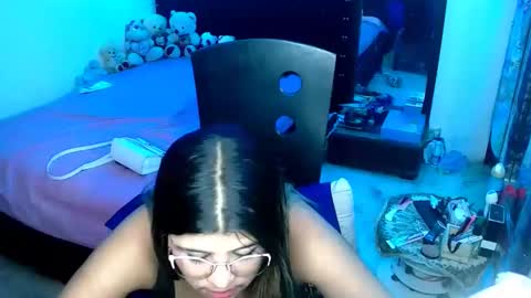 Tatiana online show from 03-10-25, 01:12