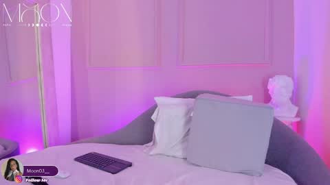 Snapshot of tatii_moon chatting on 05-25-26, 05:57 Tati online show from 05-25-26, 05:57