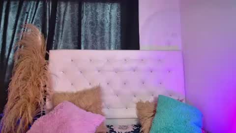 Snapshot of tatixxxvega chatting on 07-02-26, 06:14 tatix online show from 07-02-26, 06:14