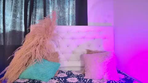 Snapshot of tatixxxvega chatting on 07-06-26, 06:43 tatix online show from 07-06-26, 06:43