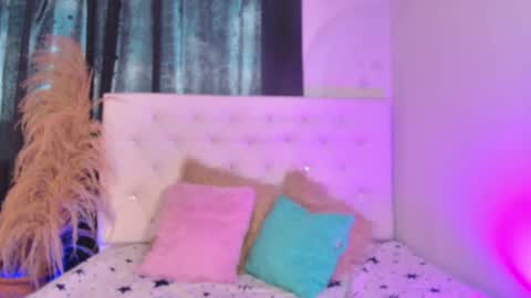 Snapshot of tatixxxvega chatting on 07-29-26, 07:01 tatix online show from 07-29-26, 07:01