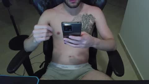 Snapshot of tatmers chatting on 03-11-25, 10:42 Lucas online show from 03-11-25, 10:42